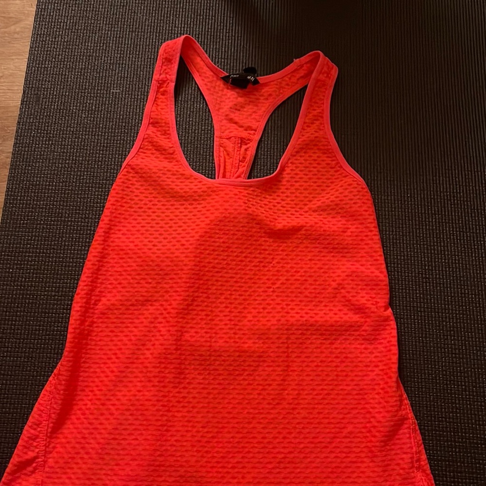 workout top